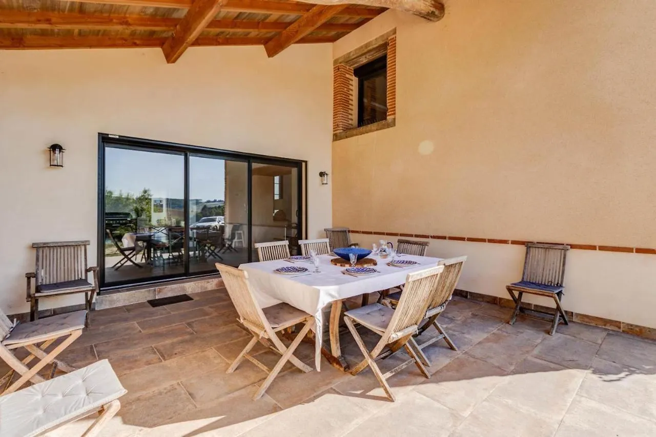Holiday home La Metairie De Rouzies, Piscine Privee Villa Villemur-sur-Tarn