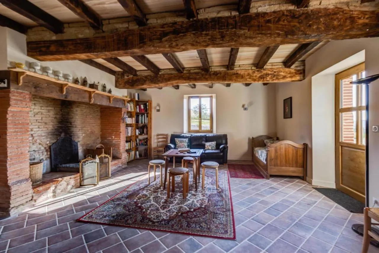 Holiday home La Metairie De Rouzies, Piscine Privee Villa Villemur-sur-Tarn